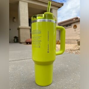 40 oz 2024 Starbucks Stanley Lime